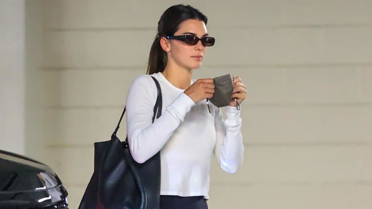 Трендові кросівки 2023 року – які пари кросівок стануть популярними Трендові кросівки 2023 року – які пари кросівок стануть популярними