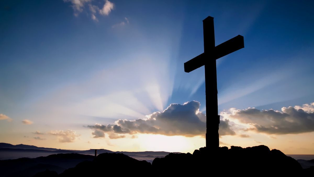 Предание Воздвижения Креста Господня – дата, история и традиции праздника