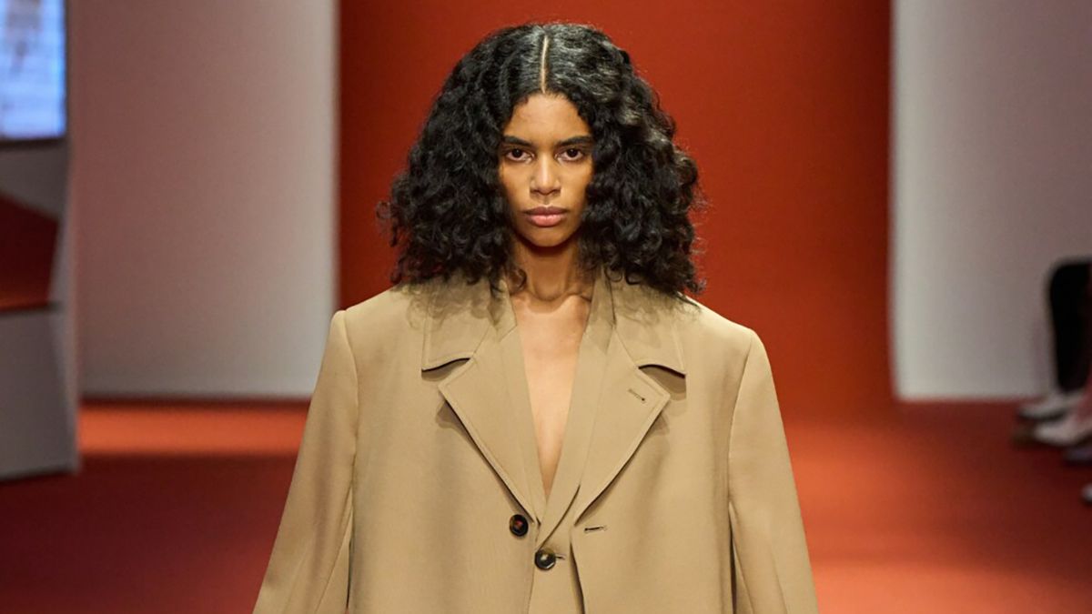 Бежевое пальто – главная покупка осени 2022 Бежевое пальто – главная покупка осени 2022