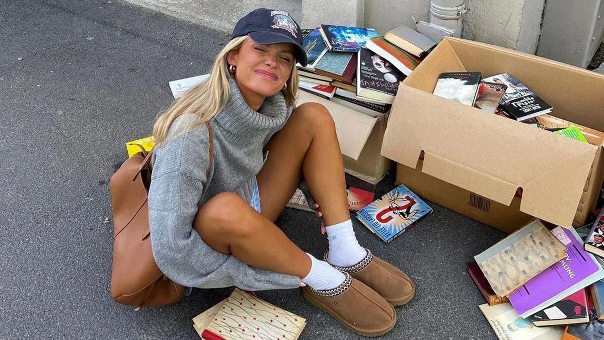 Угги – трендове взуття на осінь 2022 Угги – трендове взуття на осінь 2022