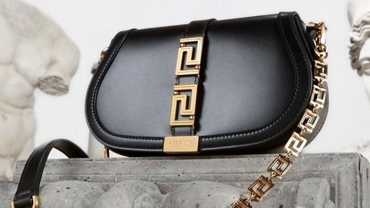 Актуальная сумка сезона Greca Goddess от Versace  как выглядит аксессуар - Fashion