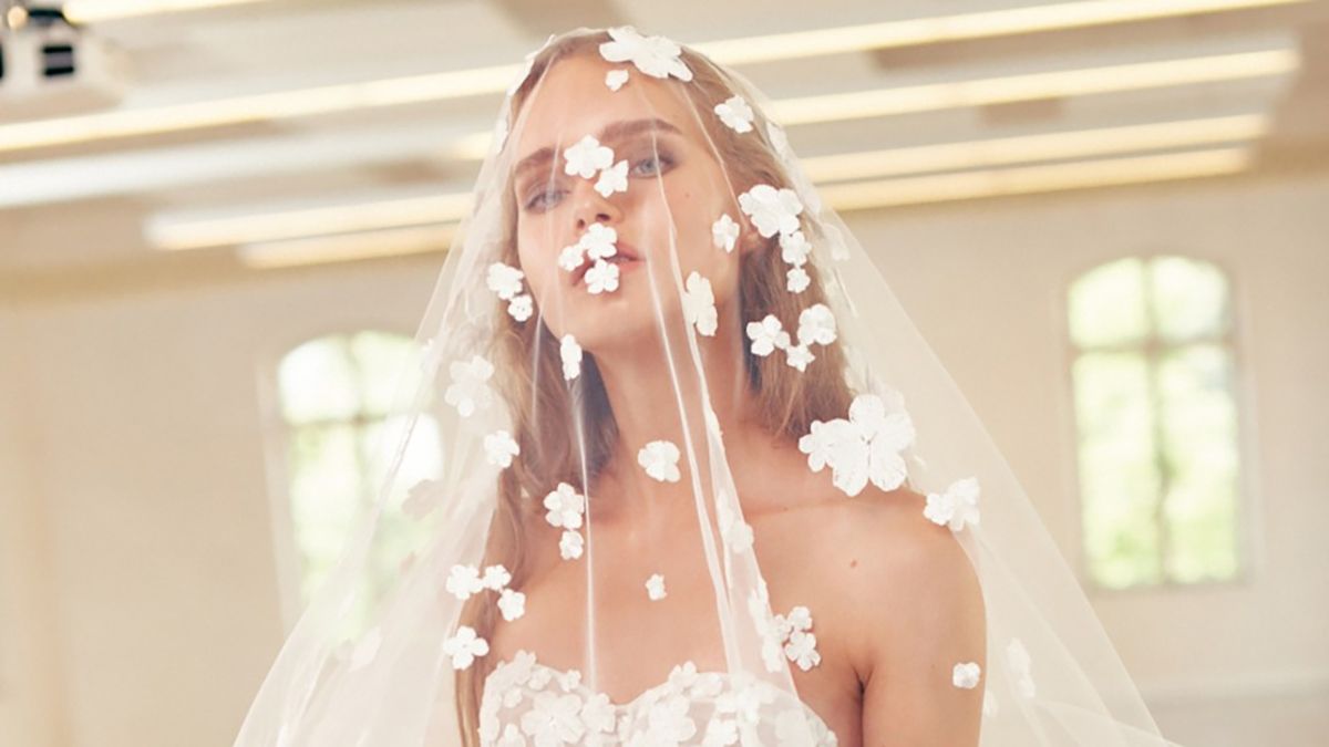 8 главных трендов на свадебные платья 2023 8 главных трендов на свадебные платья 2023