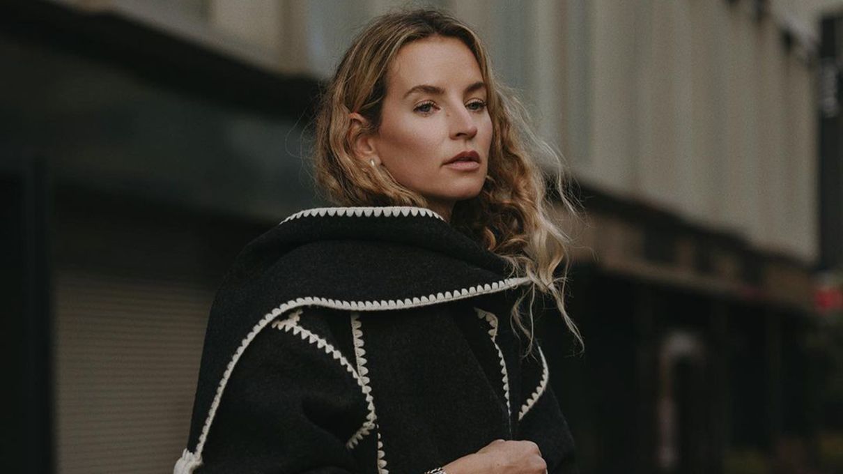 Стильное пальто на осень 2022 Стильное пальто на осень 2022