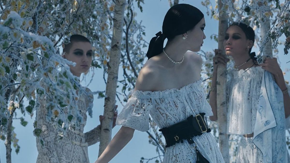 Dior оскандалився рекламою з російськими березами