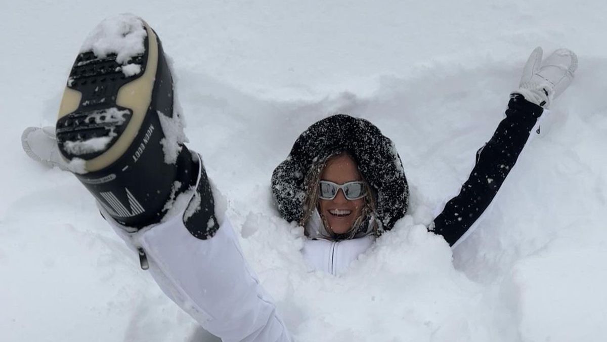 Модні чоботи-місяцеходи на зиму 2022 Модні чоботи-місяцеходи на зиму 2022