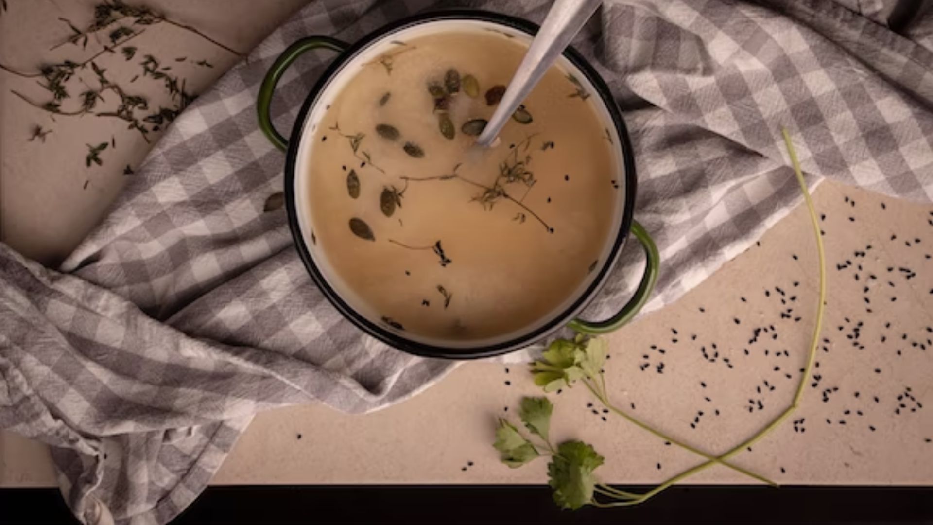 Як випрати кухонні рушники у мікрохвильовці - 5-хвилинний лайфхак Як випрати кухонні рушники у мікрохвильовці - 5-хвилинний лайфхак