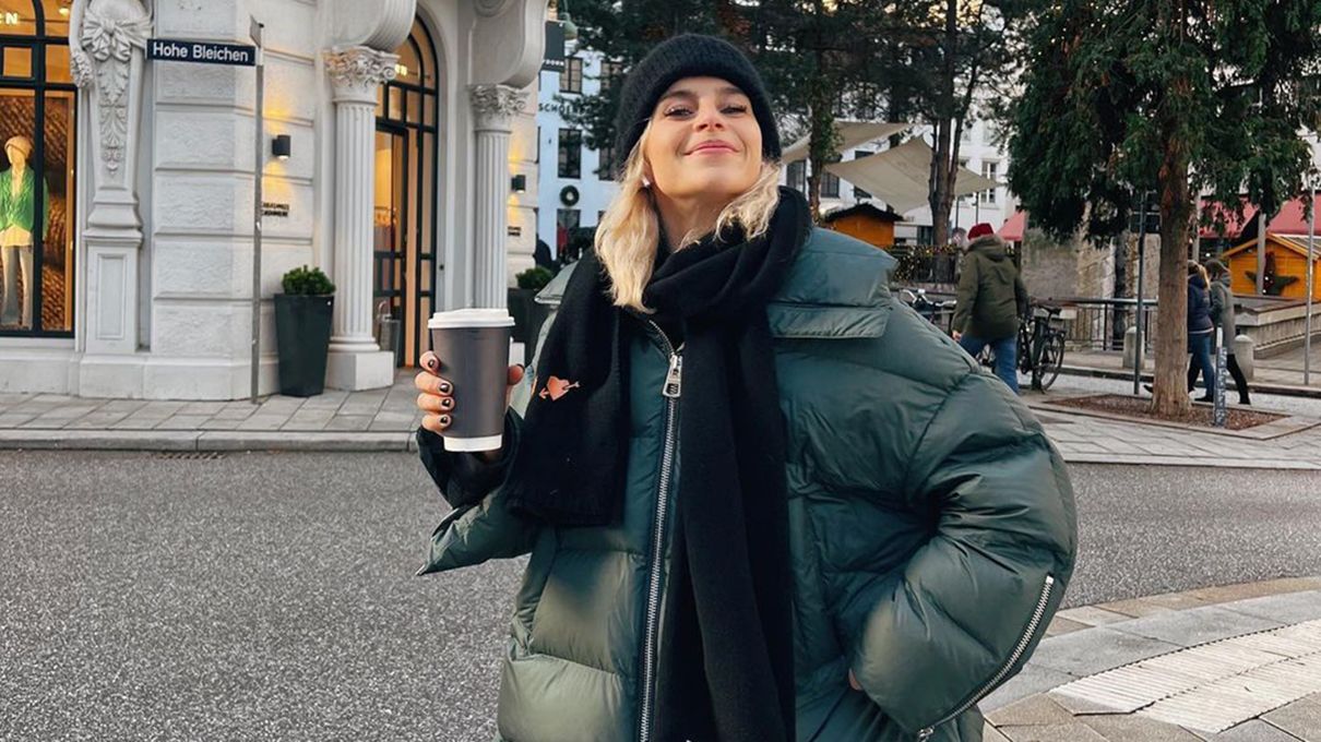 Стильные образы с пуховиком на зиму 2023 Стильные образы с пуховиком на зиму 2023