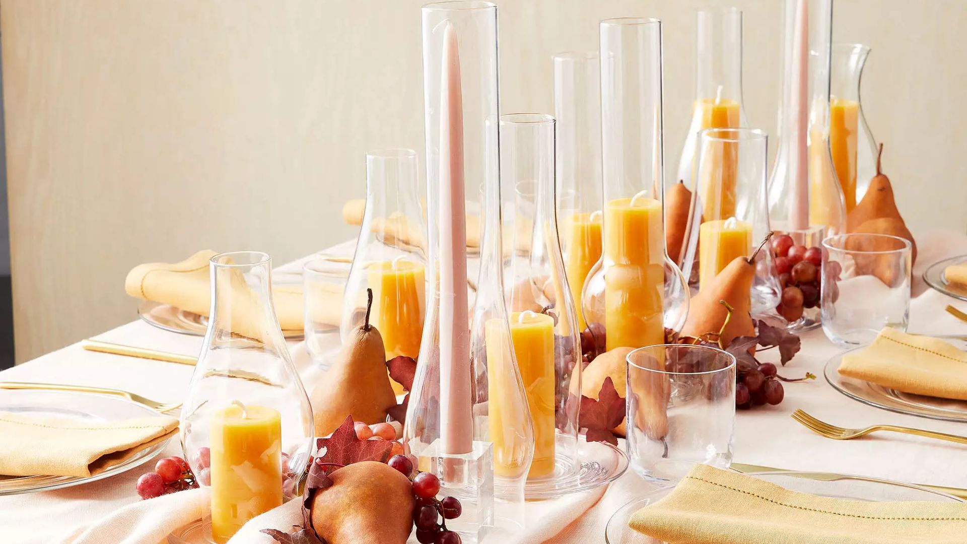 Як відіпрати плями від соусів зі скатертини після свят - прості та дієві лайфхаки Як відіпрати плями від соусів зі скатертини після свят - прості та дієві лайфхаки