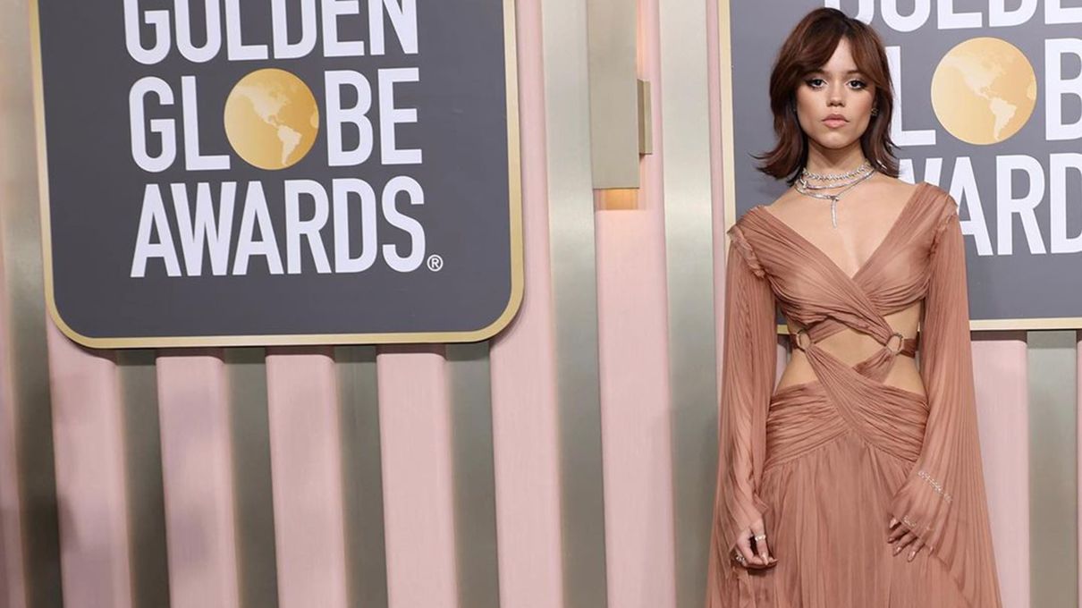 Розкішний образ Дженни Ортеги Розкішний образ Дженни Ортеги