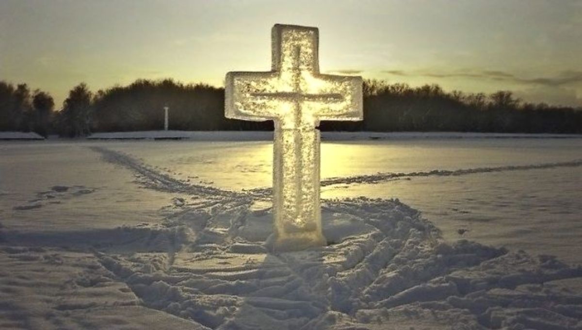 С Крещением 2023 – поздравления в прозе и стихах с праздником С Крещением 2023 – поздравления в прозе и стихах с праздником