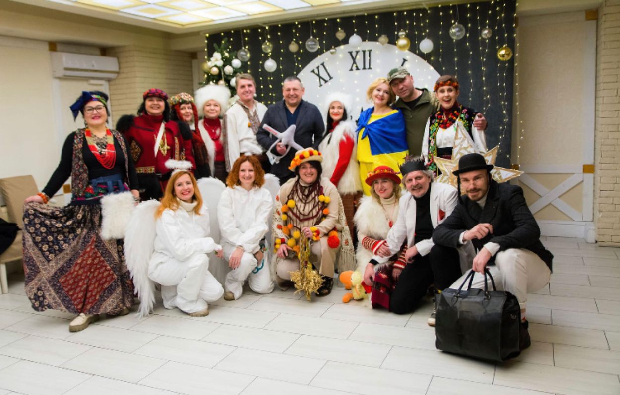 Арт-вертеп АвантюрА во Львове - кто туда входит и как помогают ВСУ, интервью Арт-вертеп АвантюрА во Львове - кто туда входит и как помогают ВСУ, интервью