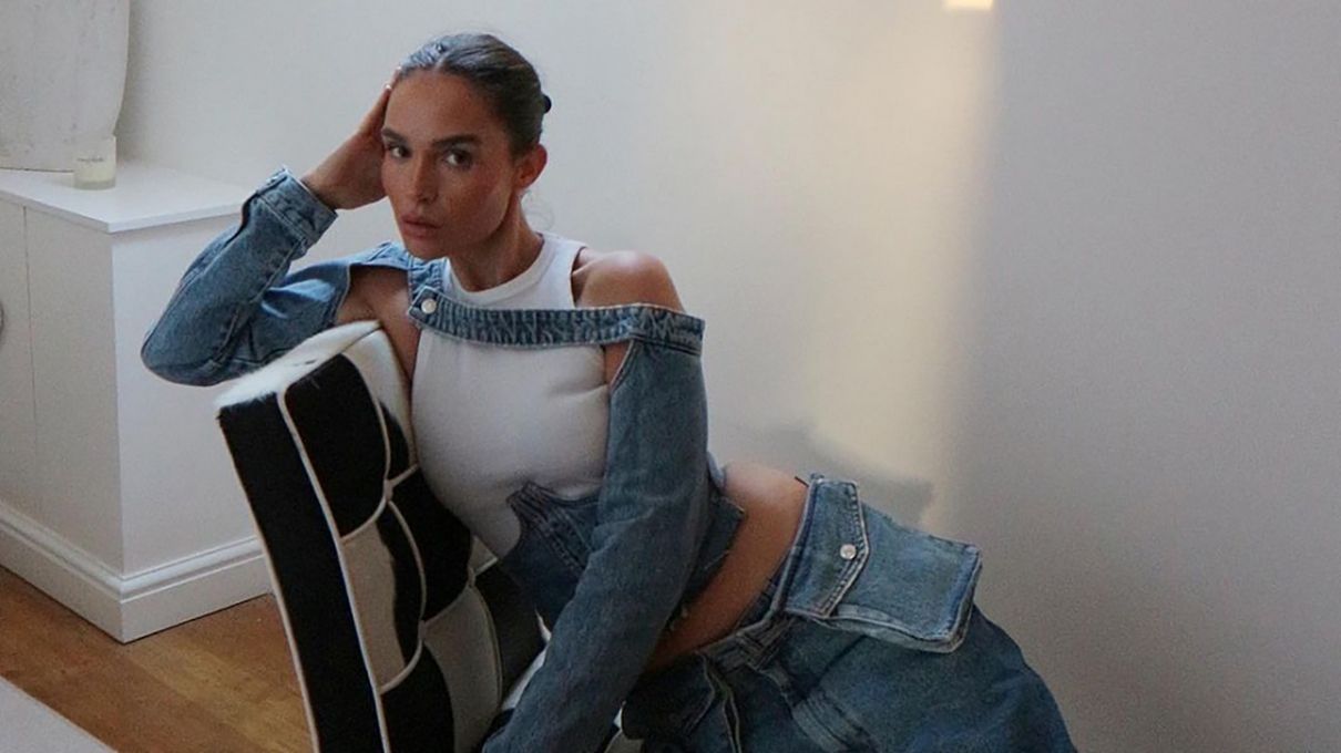 Стильные денимовые образы на весну 2023 Стильные денимовые образы на весну 2023