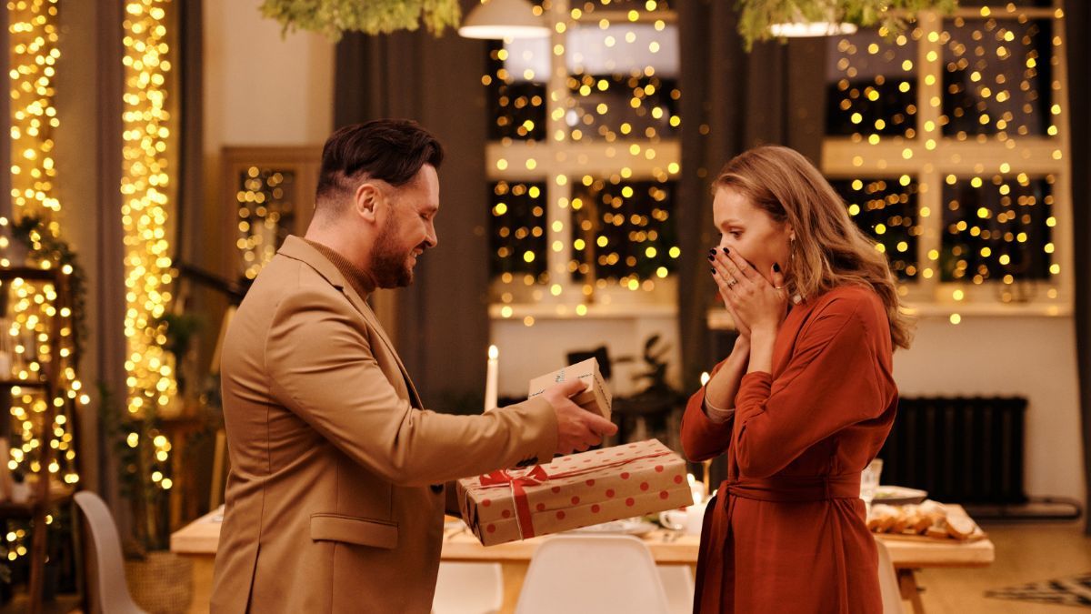 Что подарить девушке вместо цветов на 8 марта 2023 года - идеи подарков Что подарить девушке вместо цветов на 8 марта 2023 года - идеи подарков