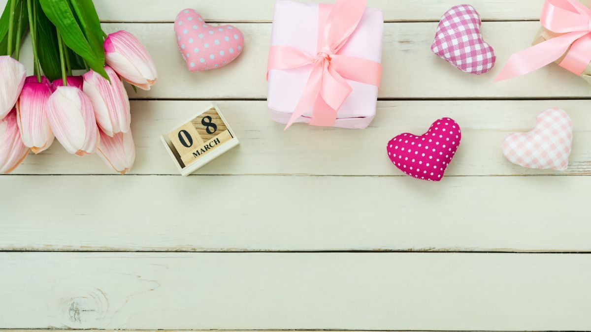 Что подарить маме на 8 марта 2023 года - идеи подарков Что подарить маме на 8 марта 2023 года - идеи подарков