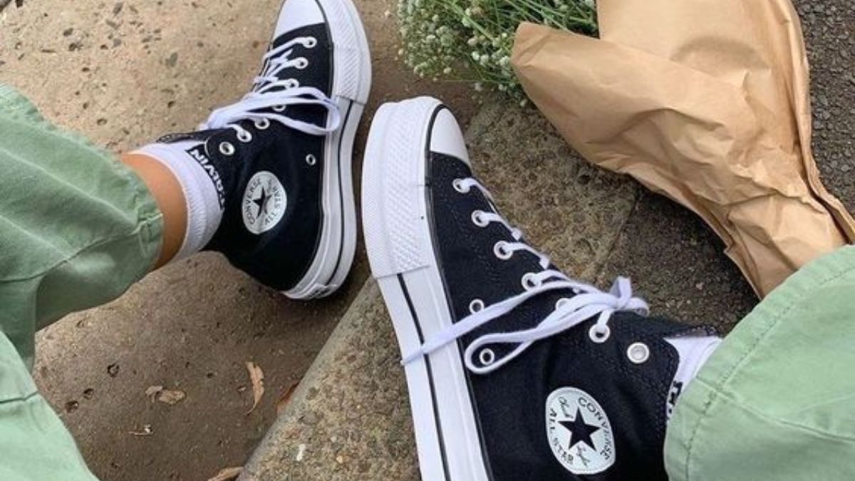 Кроссовки на весну – лето 2023 – актуальные модели, фото Кроссовки на весну – лето 2023 – актуальные модели, фото