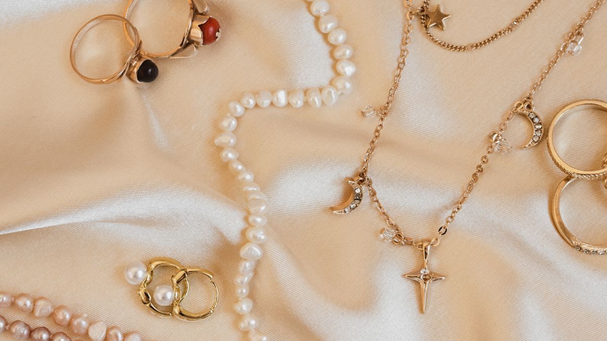 Як правильно доглядати за прикрасами - поради Як правильно доглядати за прикрасами - поради