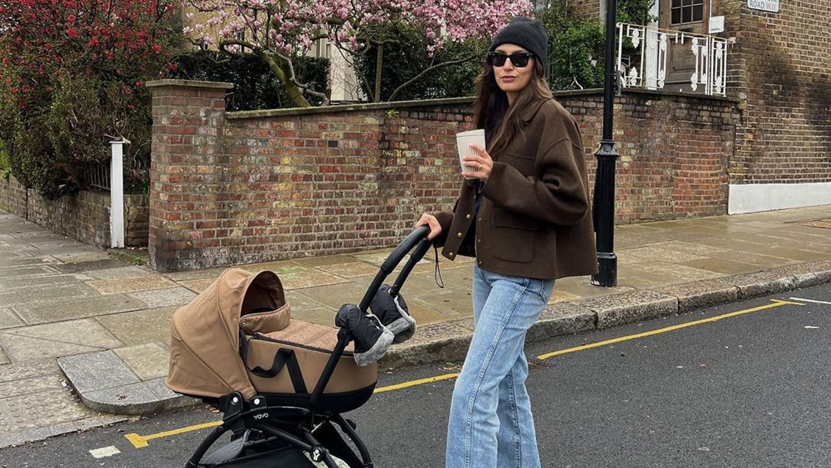 Стильные образы с джинсами на весенний период Стильные образы с джинсами на весенний период