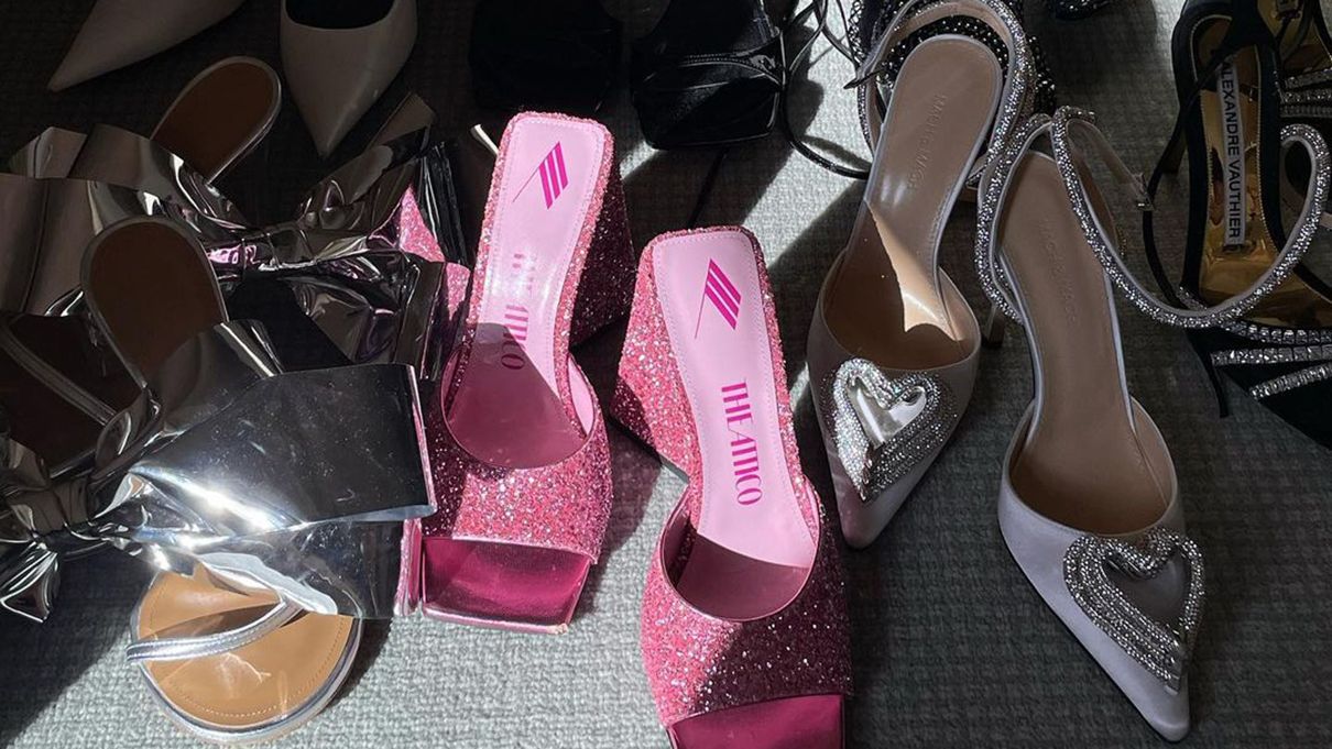 Актуальне кольорове взуття на весну 2023 Актуальне кольорове взуття на весну 2023