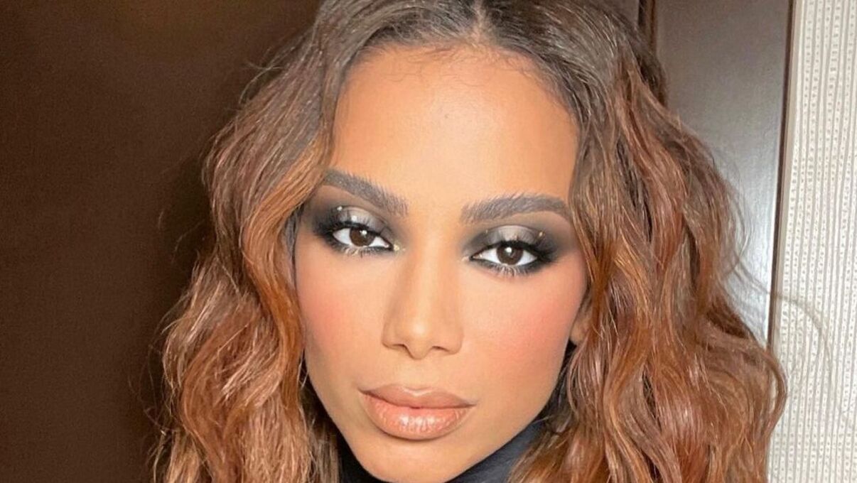 Макияж на весну 2023 – тренд Rockstar Girlfriend покоряет сеть. Макияж на весну 2023 – тренд Rockstar Girlfriend покоряет сеть.