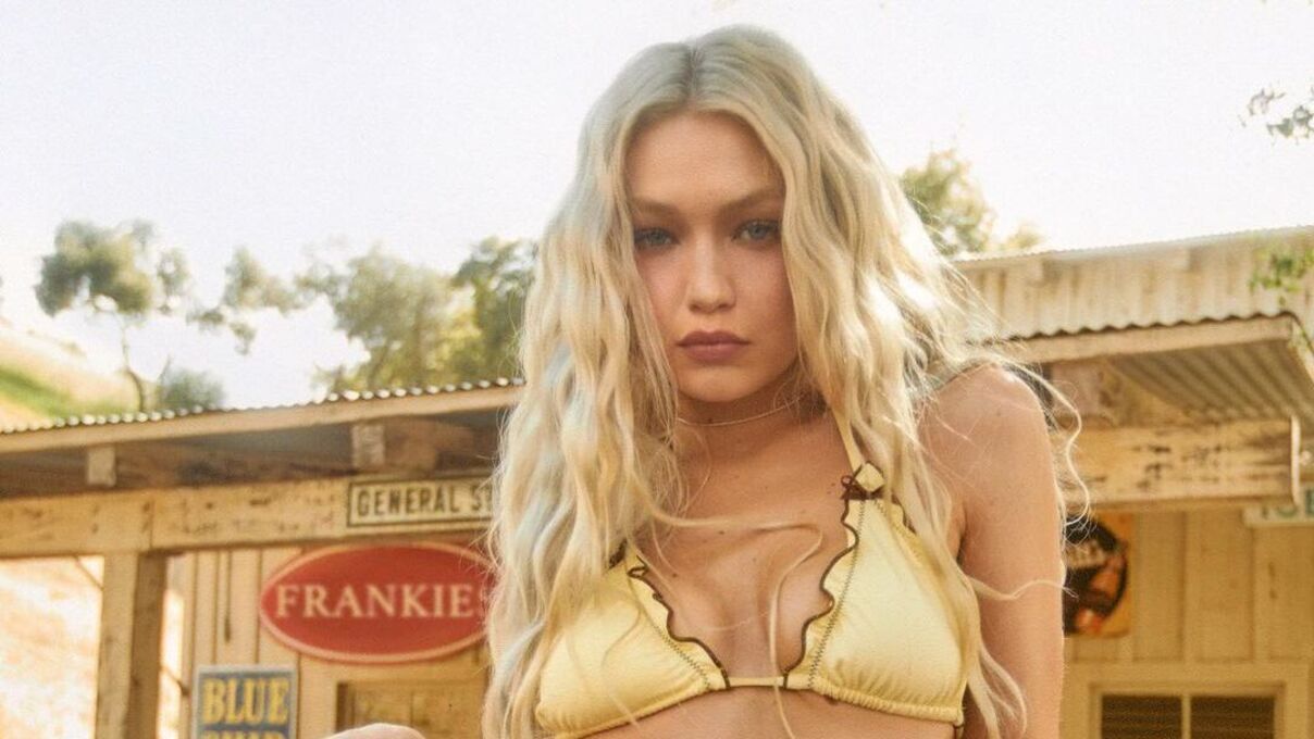 Как уложить длинные волосы красиво – идея в фото, советы для укладки Как уложить длинные волосы красиво – идея в фото, советы для укладки