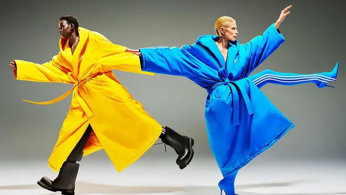 Демна Гвасалія презентував вбрання у синьо-жовтих кольорах Демна Гвасалія презентував вбрання у синьо-жовтих кольорах