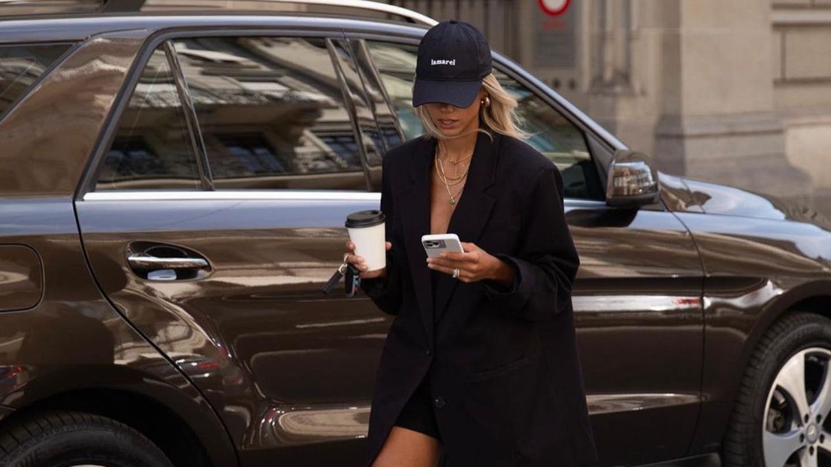 Стильные образы в черном цвете Стильные образы в черном цвете