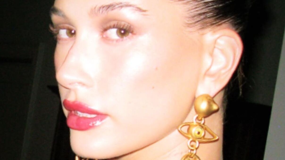 Коричневая тушь – новый тренд тиктока – в чем ее особенность Коричневая тушь – новый тренд тиктока – в чем ее особенность