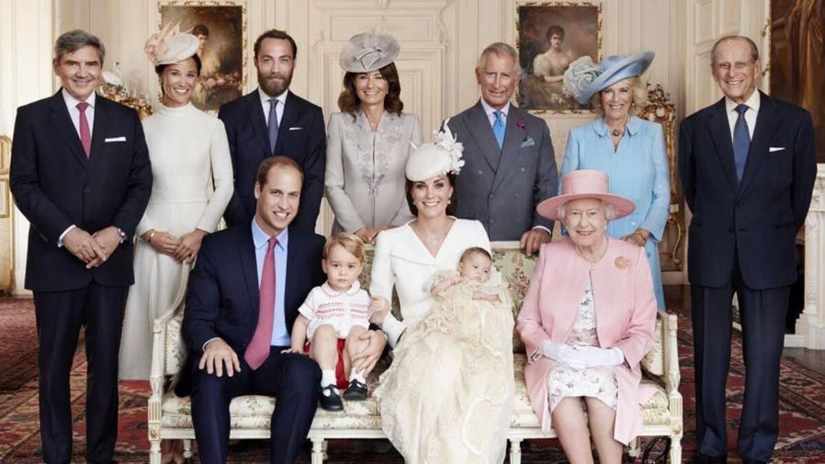 Правила поведінки за королівським столом Правила поведінки за королівським столом