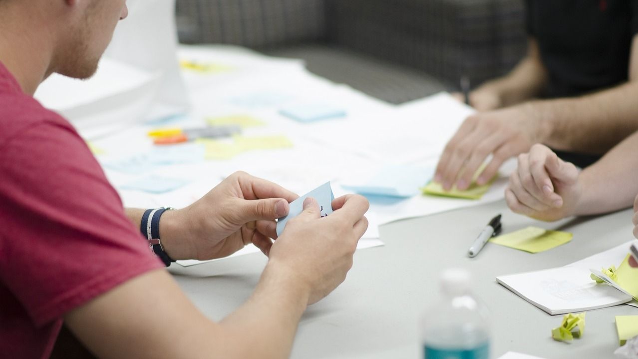 Травень принесе доленосну зустріч знакам зодіаку - гороскоп Травень принесе доленосну зустріч знакам зодіаку - гороскоп
