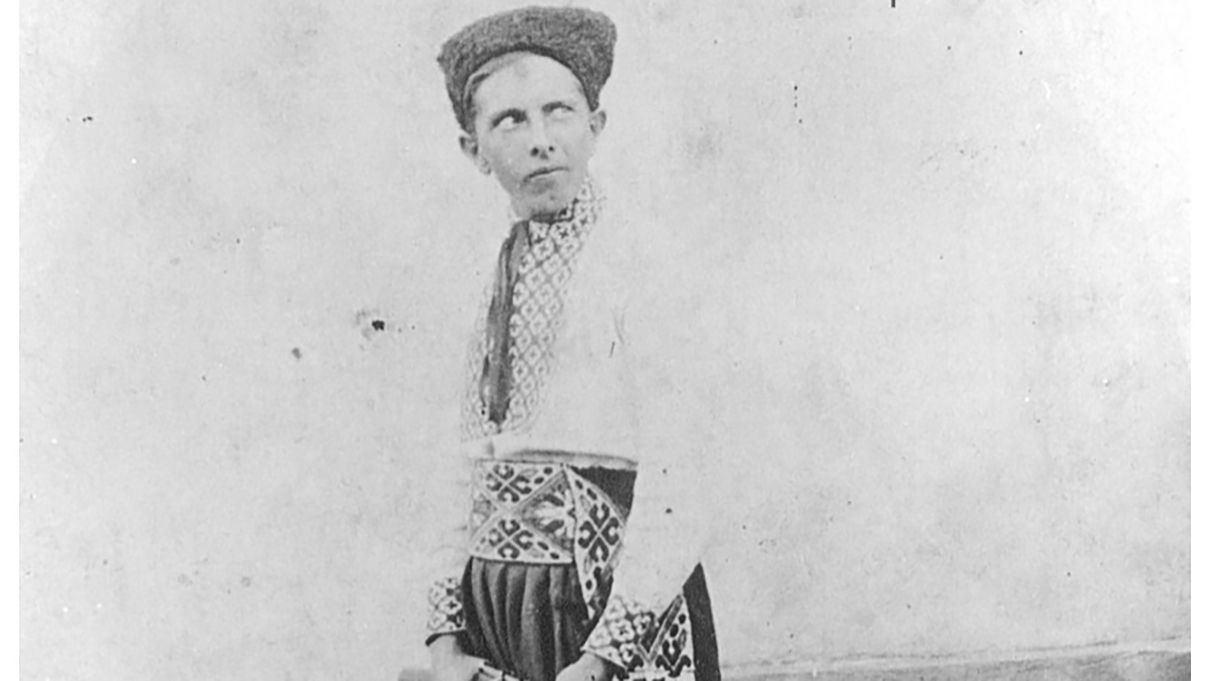 Вишиванка Степана Бандери (20-ті роки ХХ століття) Вишиванка Степана Бандери (20-ті роки ХХ століття)