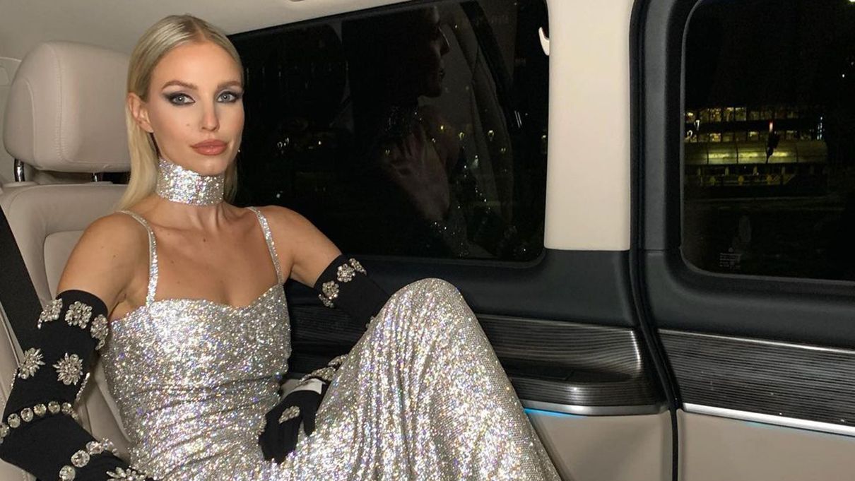 Сукні на випускний у стилі Леоні Ганне Сукні на випускний у стилі Леоні Ганне