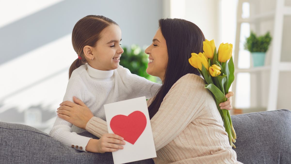 Картинки-привітання з Днем матері Картинки-привітання з Днем матері