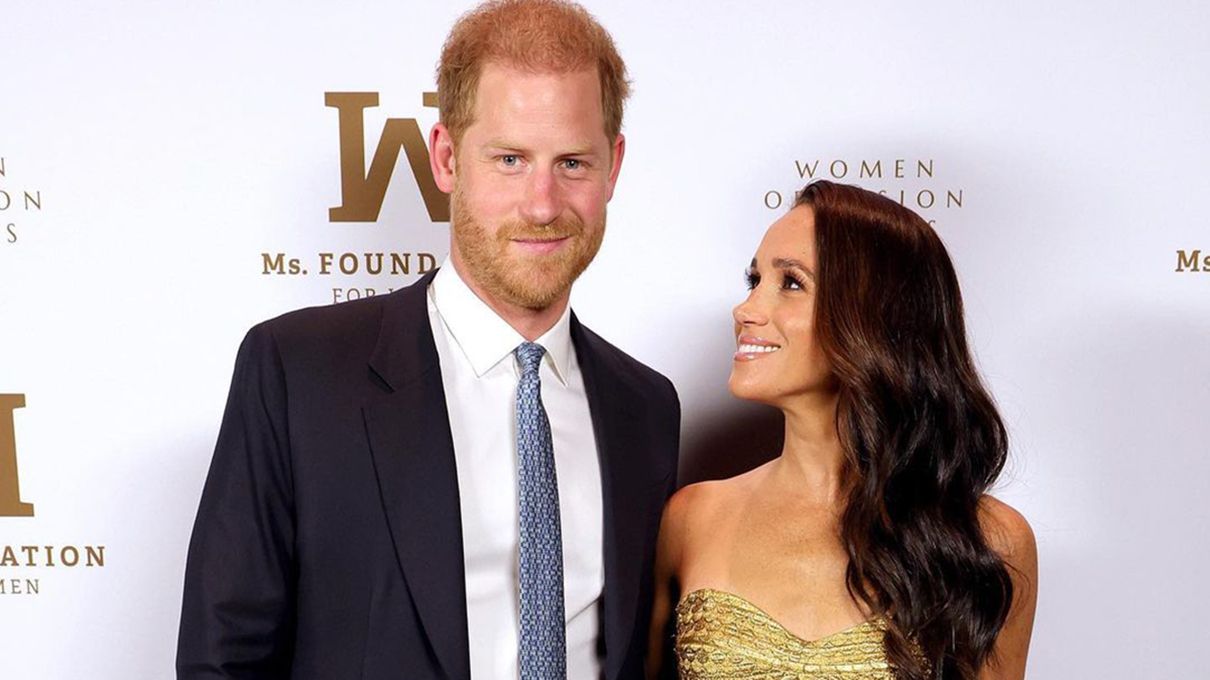 Редкий выход принца Гарри и Меган Маркл Редкий выход принца Гарри и Меган Маркл