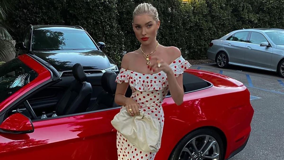 Сукні в горошок - тренд літа 2023 Сукні в горошок - тренд літа 2023