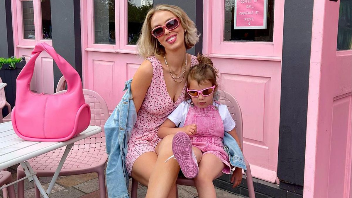 Рожевий колір - тренд літа 2023 Рожевий колір - тренд літа 2023