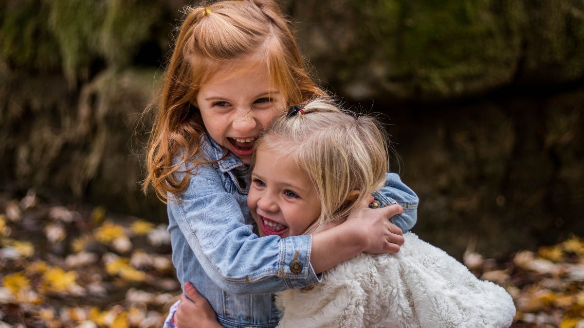 Картинки-поздравления с Международным днем друзей Картинки-поздравления с Международным днем друзей