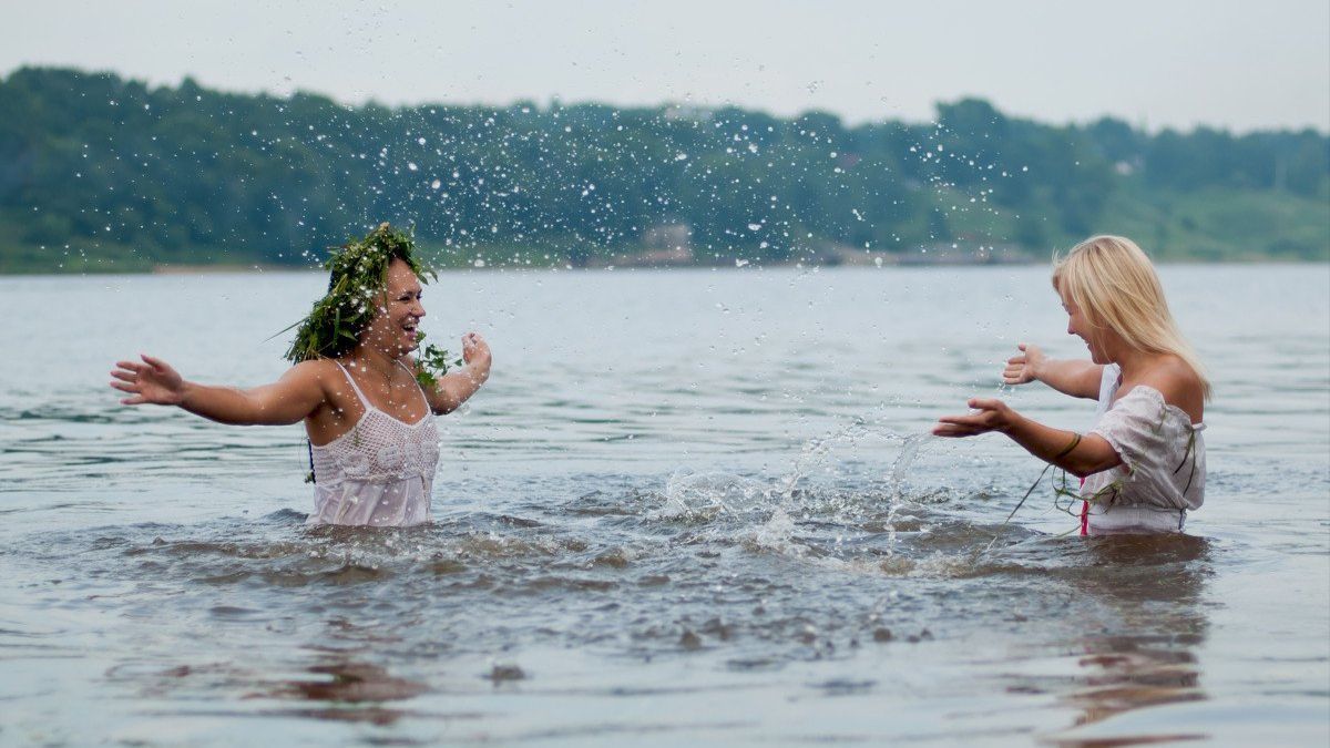 Традиции Ивана Купала Традиции Ивана Купала