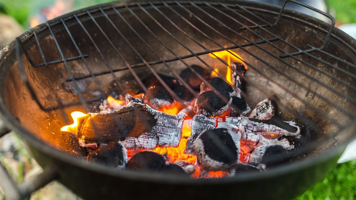 Як почистити решітку для грилю Як почистити решітку для грилю