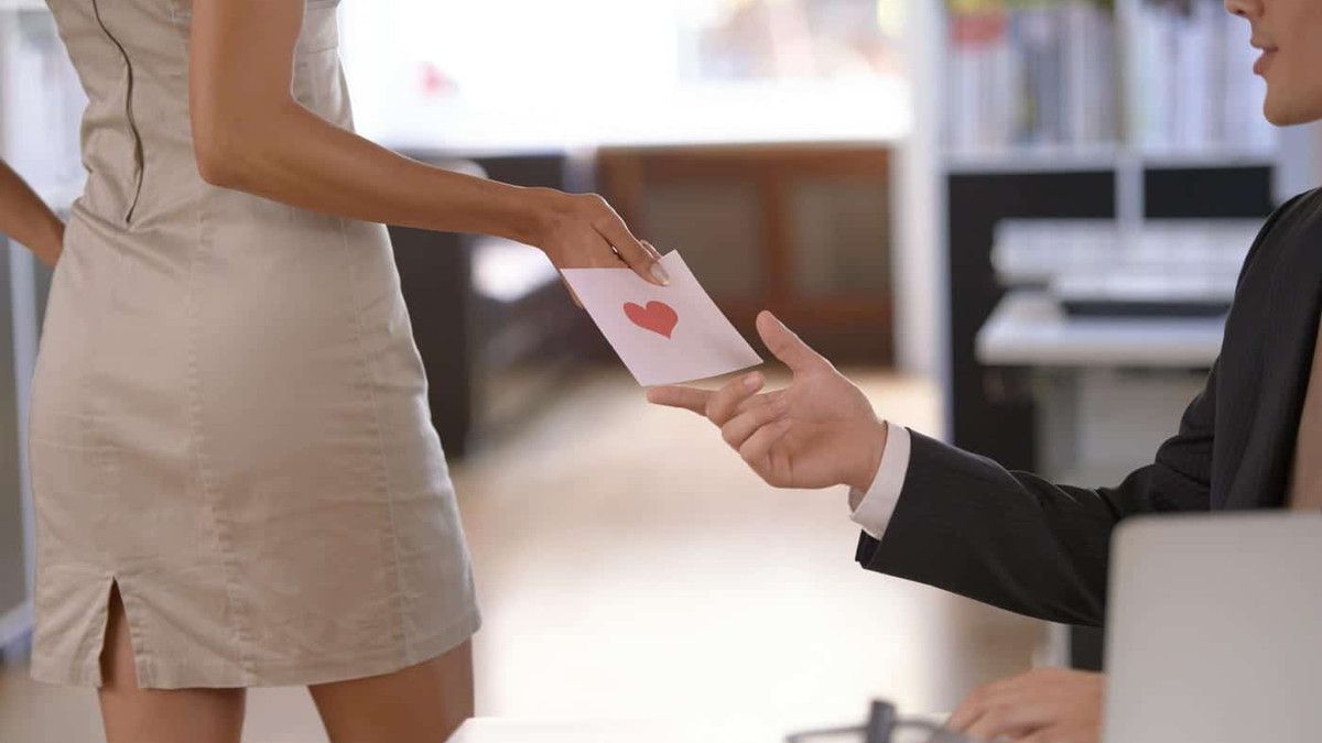 Знаки зодіаку, в яких можливий службовий роман - Lifestyle 24 Знаки зодіаку, в яких можливий службовий роман - Lifestyle 24