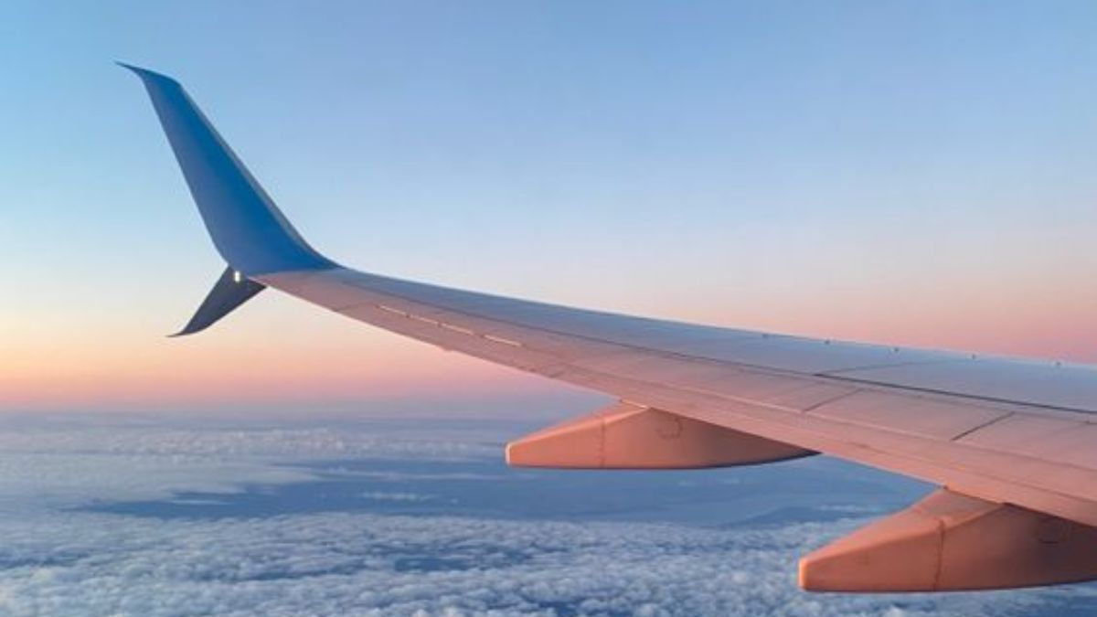 Що одягнути в літак Що одягнути в літак