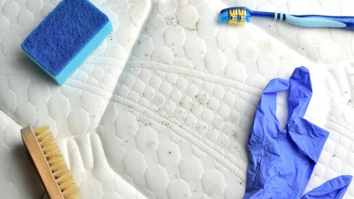 Чем почистить матрас от пятен и запаха Чем почистить матрас от пятен и запаха