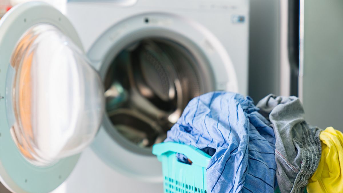 Как избавиться от запаха пота на одежде после стирки Как избавиться от запаха пота на одежде после стирки