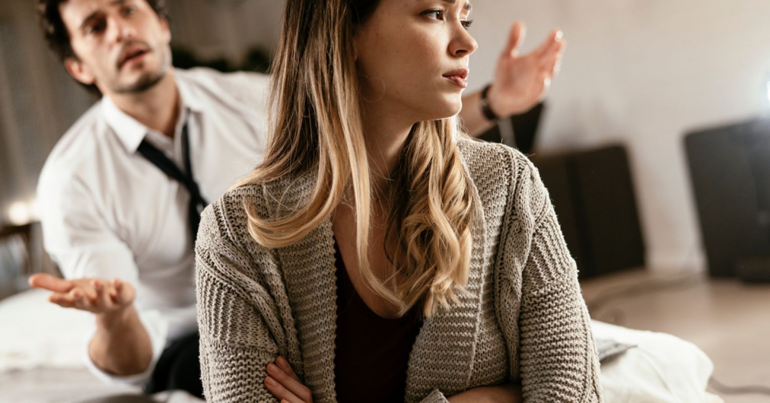 Чому чоловіки зраджують дружинам – причини Чому чоловіки зраджують дружинам – причини