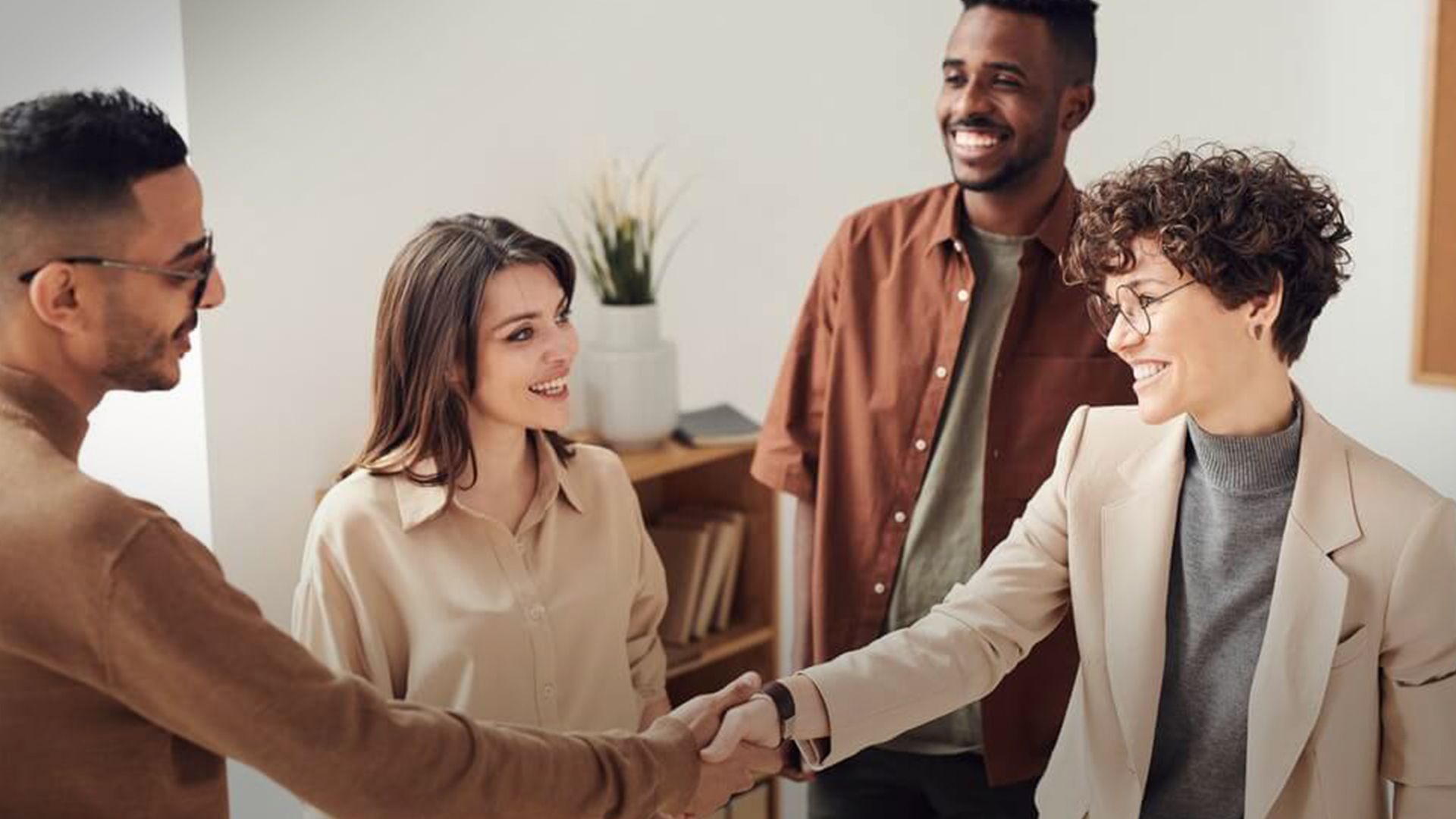 Знаки зодіаку, на яких чекає доленосна зустріч - Lifestyle 24 Знаки зодіаку, на яких чекає доленосна зустріч - Lifestyle 24