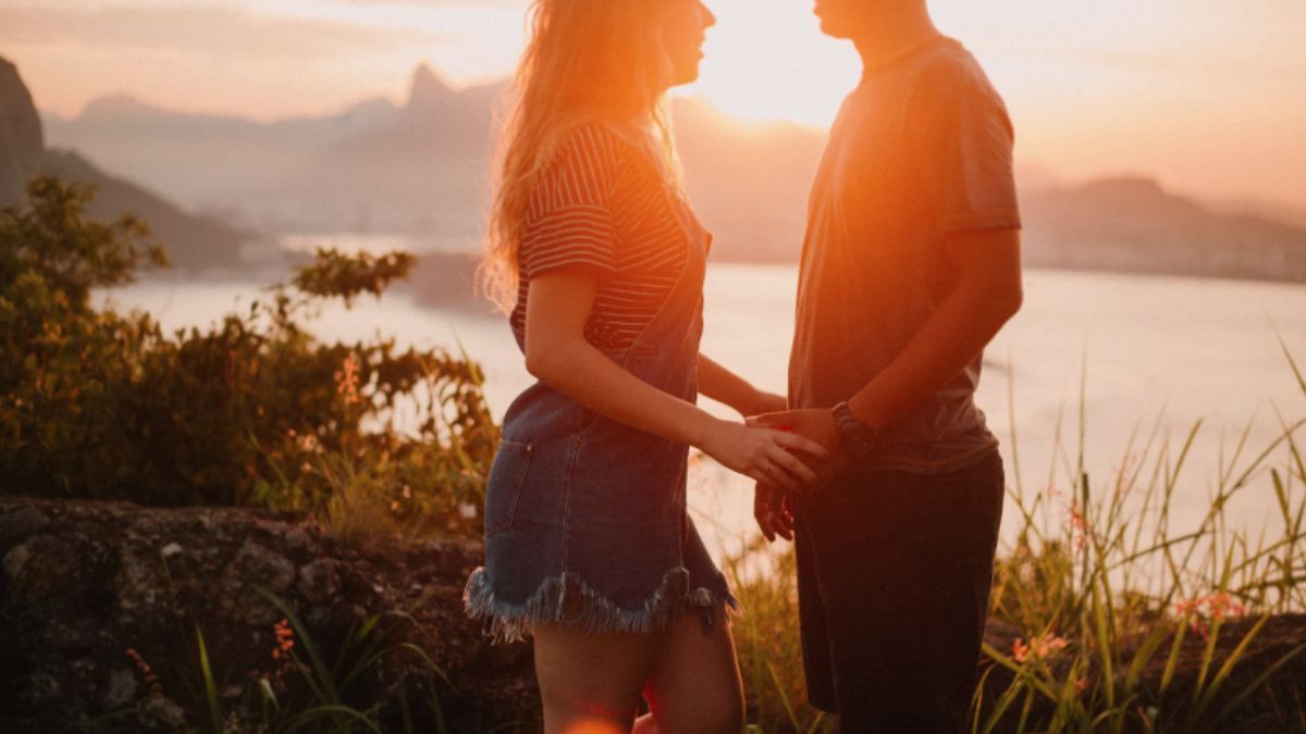 Как ведет себя парень, которому нравится девушка – признаки поведения Как ведет себя парень, которому нравится девушка – признаки поведения