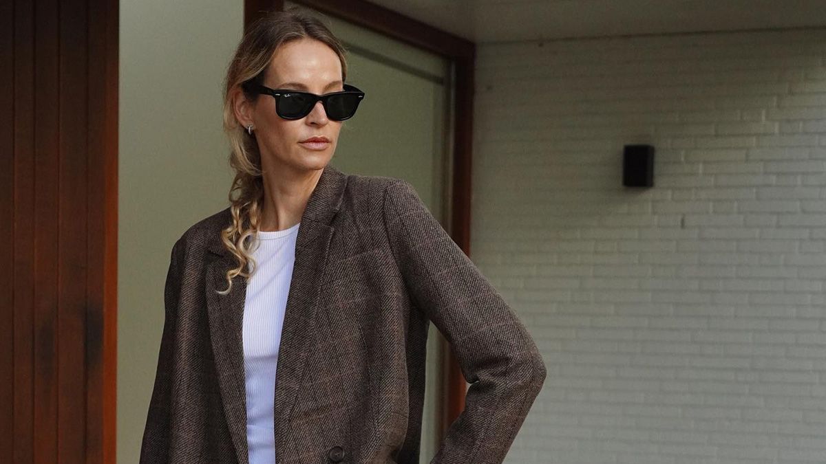 Стильні образи з джинсами на осінь 2023 Стильні образи з джинсами на осінь 2023