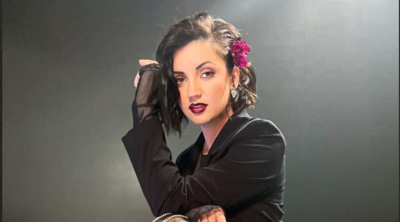 Оля Цибульська особисте життя – чи мала зірка роман з дівчиною Оля Цибульська особисте життя – чи мала зірка роман з дівчиною