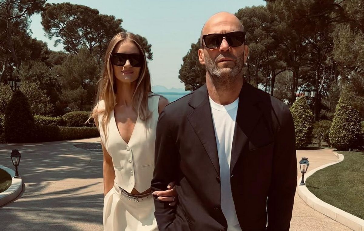 Джейсон Стейтем та Роузі Гантінгтон-Вайтлі Джейсон Стейтем та Роузі Гантінгтон-Вайтлі