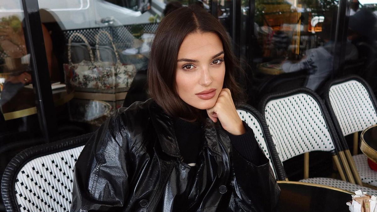 Модне вбрання француженок на осінь 2023 Модне вбрання француженок на осінь 2023