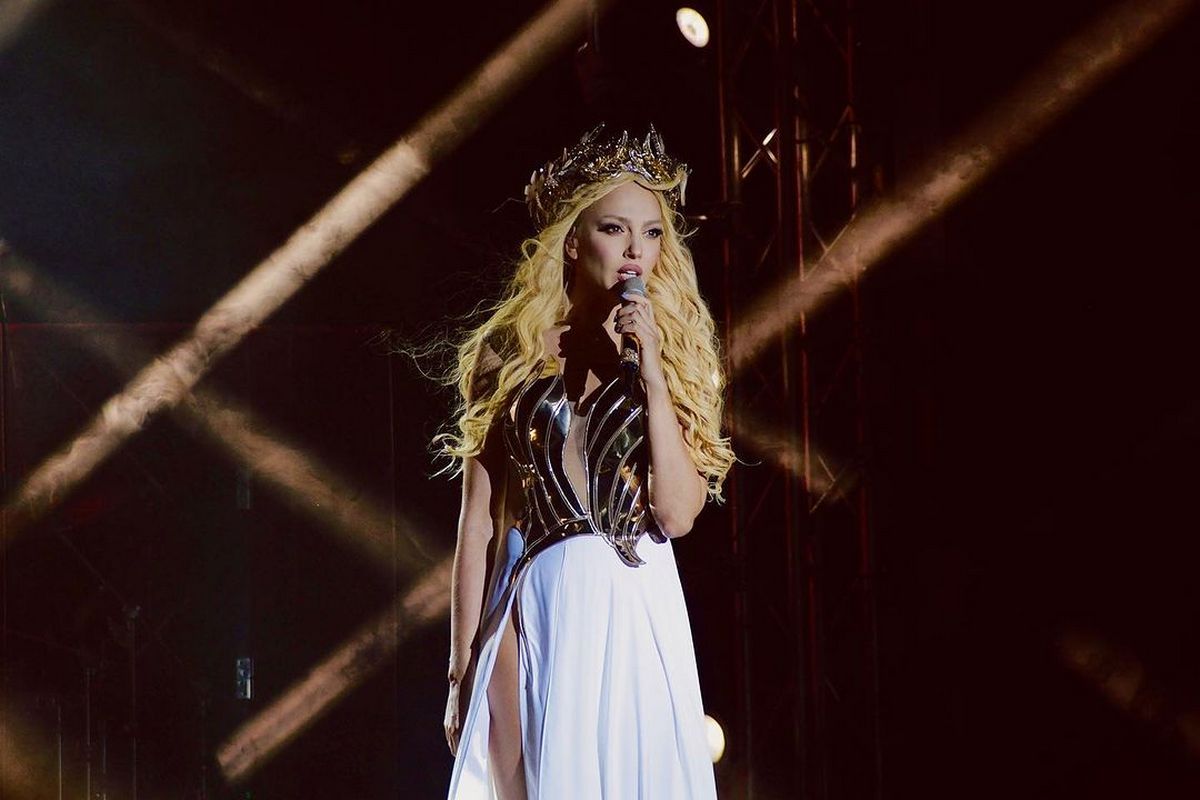 Оля Полякова призналась о кризисе в отношениях Оля Полякова призналась о кризисе в отношениях